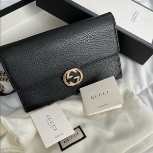 Gucci chain wallet for sale !